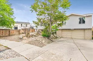 5378 W Silvertip Dr, West Valley, UT 84118 - Photo 9