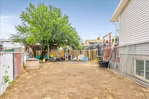 5378 W Silvertip Dr, West Valley, UT 84118 - Photo 37