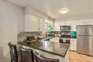 5378 W Silvertip Dr, West Valley, UT 84118 - Photo 21
