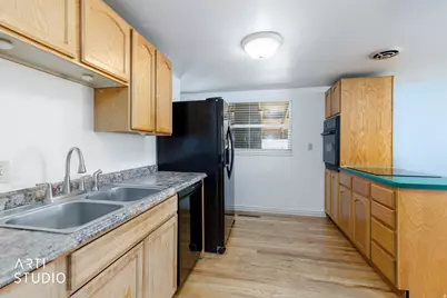 686 E 675 N, Ogden, UT 84404 - Photo 13