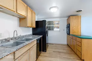 686 E 675 N, Ogden, UT 84404 - Photo 13