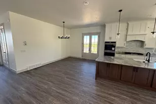 1664 Aspen Dr, Logan, UT 84341 - Photo 23