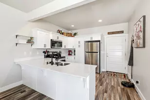 4382 E Caspian Ct, Eagle Mountain, UT 84005 - Photo 5