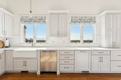 281 N Almond St W, Salt Lake City, UT 84103 - Photo 13