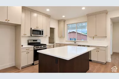 763 E 800 S #16, Springville, UT 84663 - Photo 7