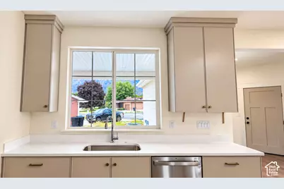 763 E 800 S #16, Springville, UT 84663 - Photo 9