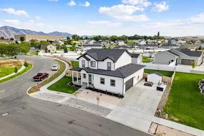 585 W 20 N, Hyrum, UT 84319 - Photo 29