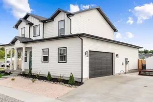 585 W 20 N, Hyrum, UT 84319 - Photo 31