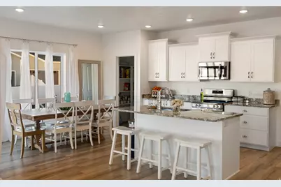 585 W 20 N, Hyrum, UT 84319 - Photo 9
