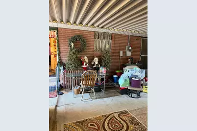 2322 W Surrey Rd, Taylorsville, UT 84129 - Photo 39