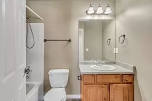 2303 N 300 W, Harrisville, UT 84414 - Photo 23