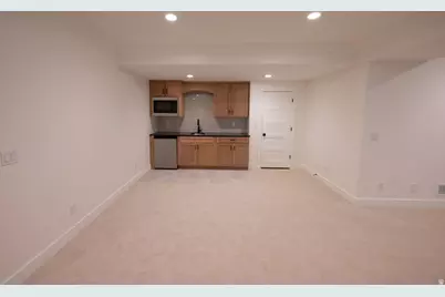 4434 N La Ringhierra Dr E, Lehi, UT 84048 - Photo 73