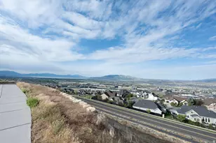 4434 N La Ringhierra Dr E, Lehi, UT 84048 - Photo 101