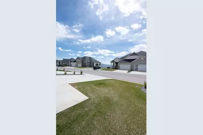 4434 N La Ringhierra Dr E, Lehi, UT 84048 - Photo 15