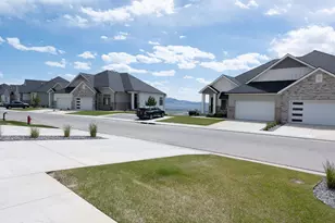 4434 N La Ringhierra Dr E, Lehi, UT 84048 - Photo 15