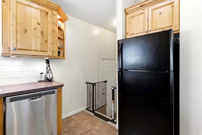 863 Taylor Ave, Ogden, UT 84404 - Photo 11