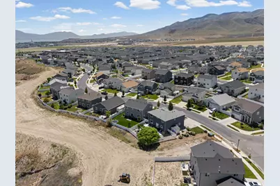 4693 E Silver Ridge Rd, Eagle Mountain, UT 84005 - Photo 41
