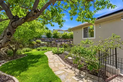 5567 W Morning Light Dr, Herriman, UT 84096 - Photo 43