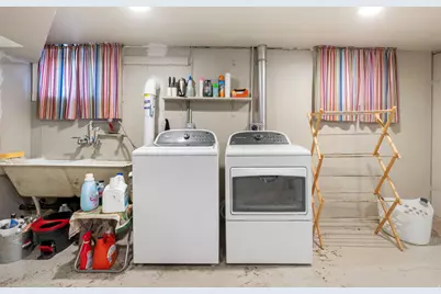 941 S 1100 E, Salt Lake City, UT 84105 - Photo 29