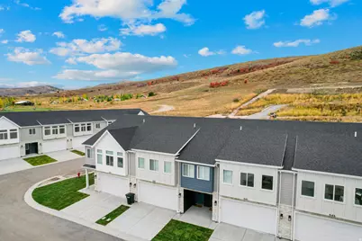 537 N Blue St, Garden City, UT 84028 - Photo 13