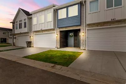 537 N Blue St, Garden City, UT 84028 - Photo 11