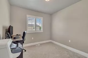 92 E 1810 N, Tooele, UT 84074 - Photo 13