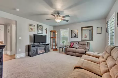 92 E 1810 N, Tooele, UT 84074 - Photo 5