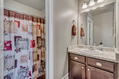 92 E 1810 N, Tooele, UT 84074 - Photo 17