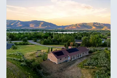 991 S 6525 E, Huntsville, UT 84317 - Photo 1