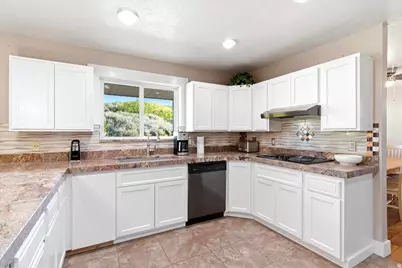 991 S 6525 E, Huntsville, UT 84317 - Photo 15