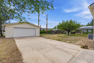 995 N 200 W, Pleasant Grove, UT 84062 - Photo 27