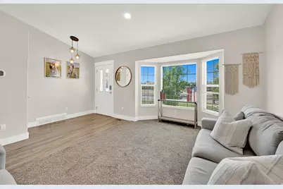 4844 S Midland Dr W, Roy, UT 84067 - Photo 5