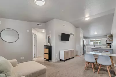 1140 W 950 N #C402, Orem, UT 84057 - Photo 5