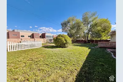 148 N 300 E, Pleasant Grove, UT 84062 - Photo 29