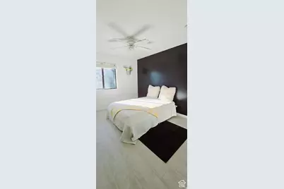 10248 S Buttercup Dr E, Sandy, UT 84092 - Photo 21
