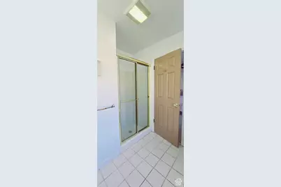10248 S Buttercup Dr E, Sandy, UT 84092 - Photo 17