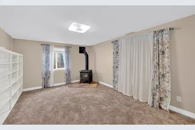 902 S 820 E, Spanish Fork, UT 84660 - Photo 27