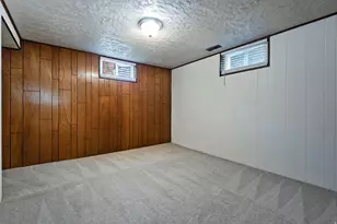 1439 E 6th St S, Ogden, UT 84404 - Photo 27