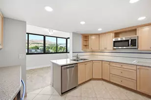 241 N Vine St W, Salt Lake City, UT 84103 - Photo 15