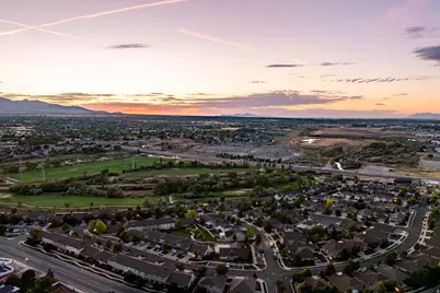 775 W Lazy Oak Way, Sandy, UT 84070 - Photo 41