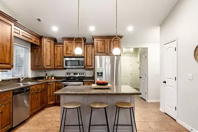 775 W Lazy Oak Way, Sandy, UT 84070 - Photo 7