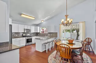 832 E Cedarview Cir N, Tooele, UT 84074 - Photo 9