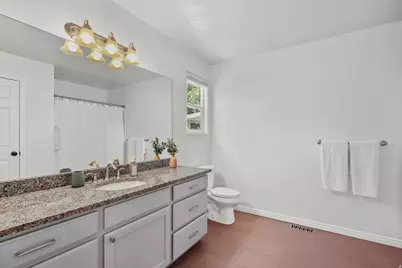 832 E Cedarview Cir N, Tooele, UT 84074 - Photo 21