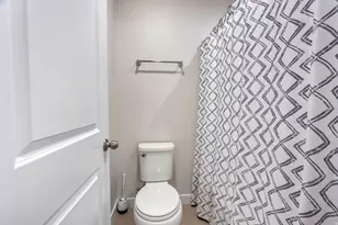 7102 W Kelsey Peak Ln, West Jordan, UT 84081 - Photo 33