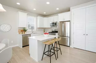 2477 N Hooded Crane Circle, Clinton, UT 84015 - Photo 5