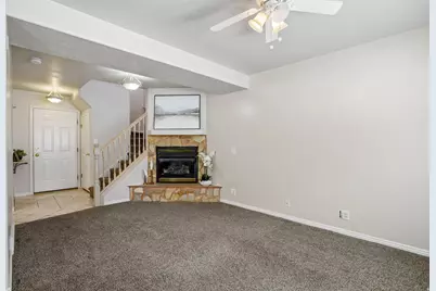 4827 S 1800 W #32, Roy, UT 84067 - Photo 7