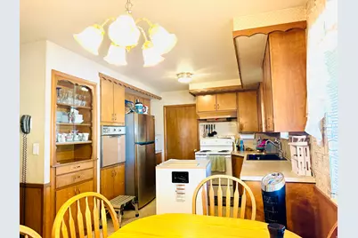 1611 S 75 E, Bountiful, UT 84010 - Photo 11