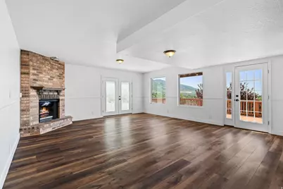 2190 E 3000 N, Layton, UT 84040 - Photo 15