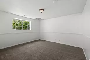 2190 E 3000 N, Layton, UT 84040 - Photo 31