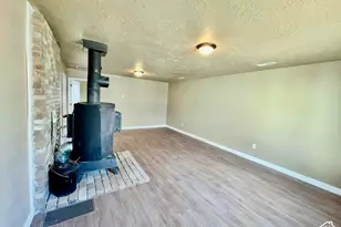 255 W Main St, Mount Pleasant, UT 84647 - Photo 11
